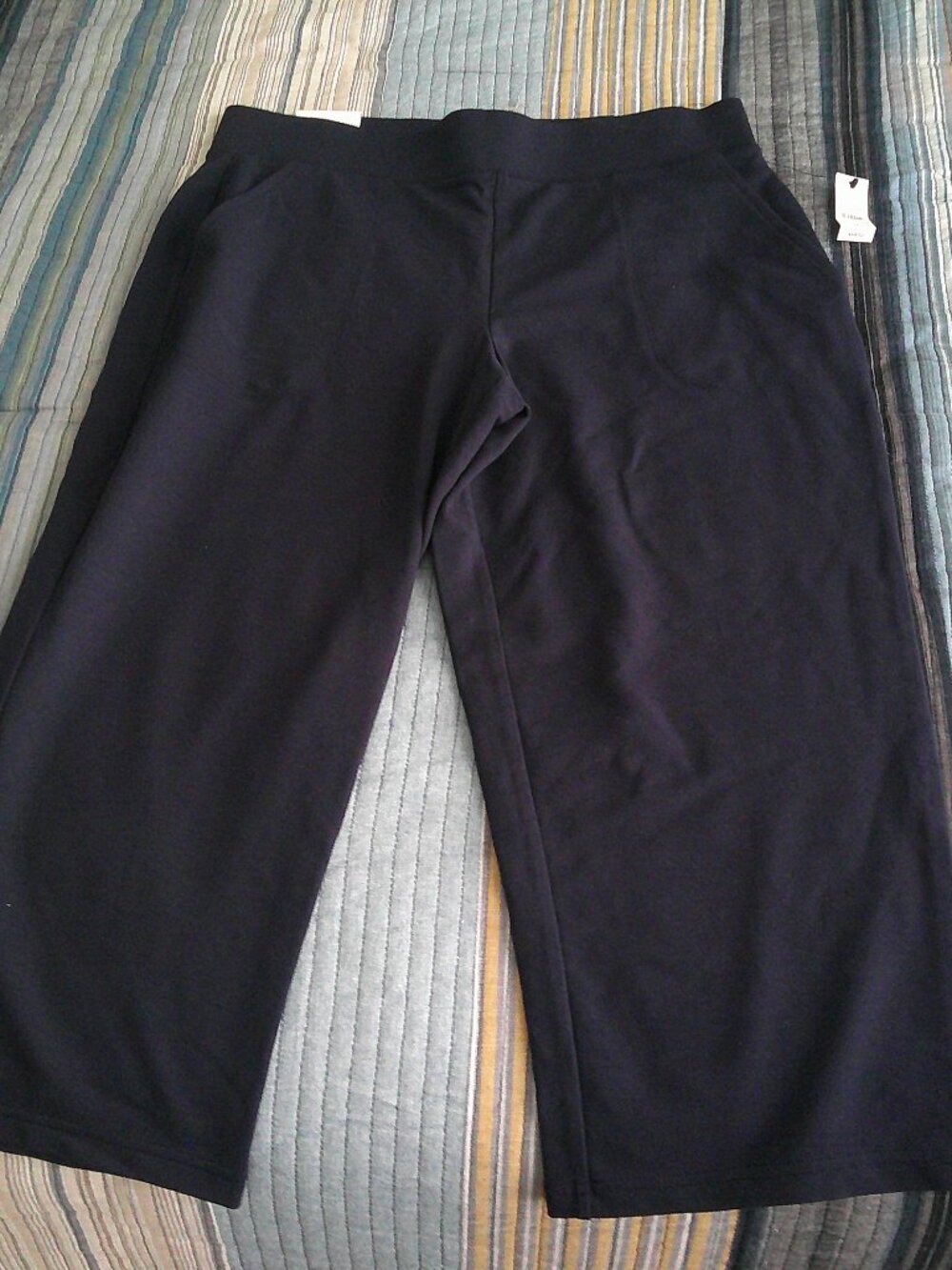 T By Talbots Navy Relaxed Capris pants with pockets & elastic waist M NWT